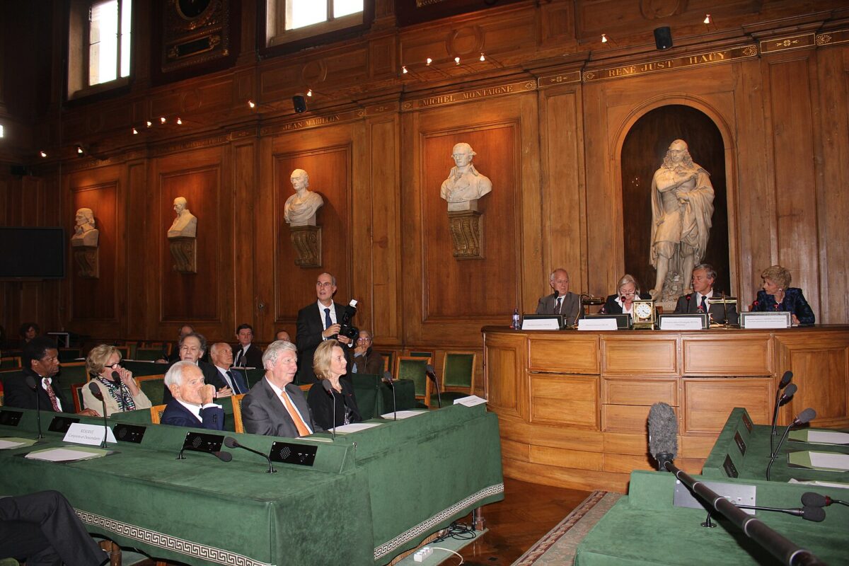 Photo d'une session de l'Académie Française pour le grand prix du roman