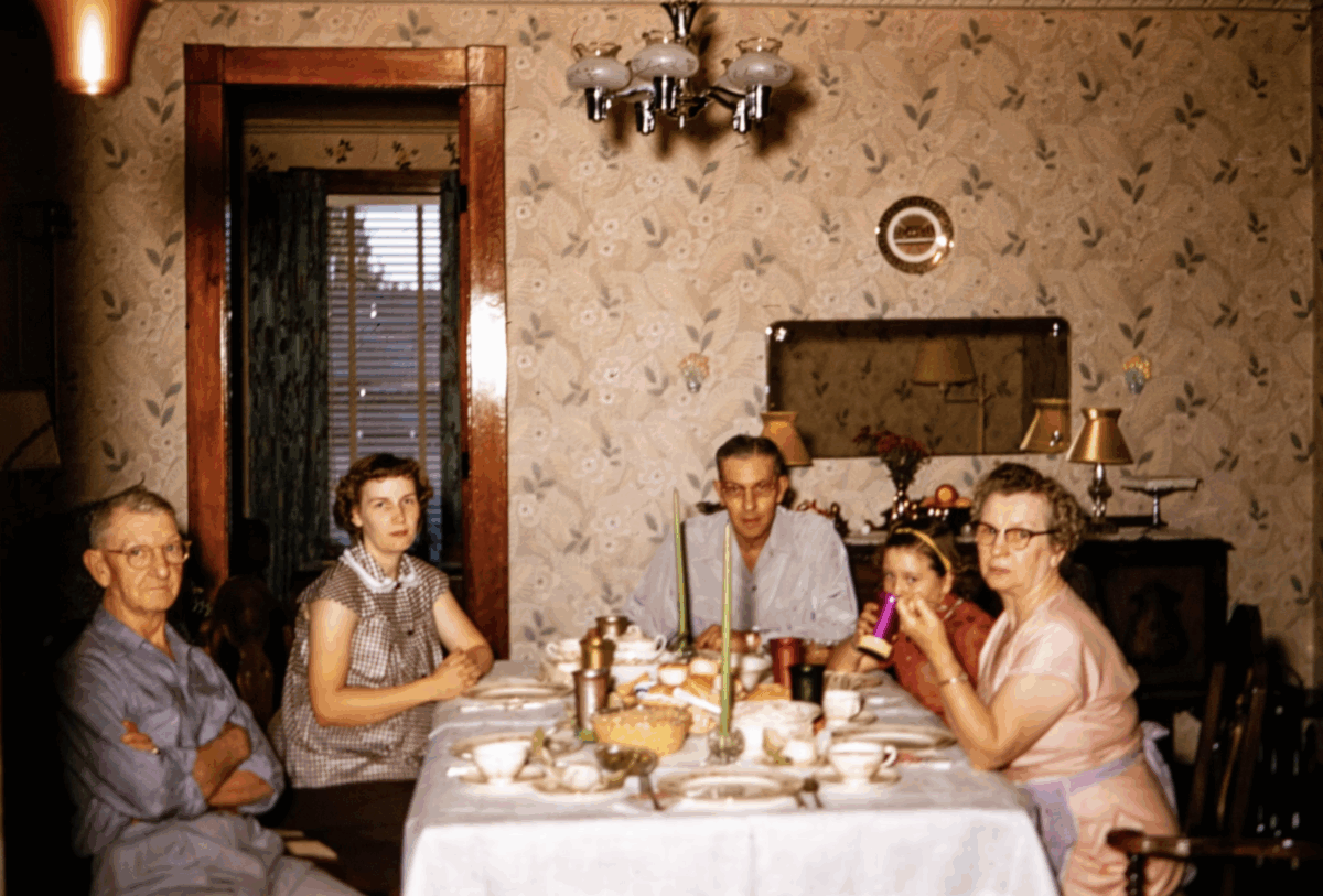 Photo vintage d'un repas de famille