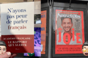 2 images côté à côte : la couverture du livre "N'ayons pas peur de parler français" et une couverture du Nouvel Obs "Le pouvoir de la joie" avec un portrait de Thomas Joly